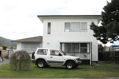Photo of property in 3 Kelly Street, Utuhina, Rotorua, 3015