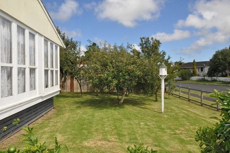 Photo of property in 1 Totara Street, Waiuku, 2123