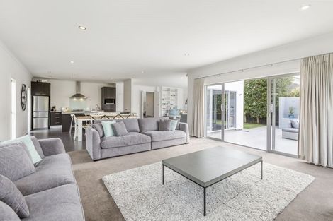 Photo of property in 204 Schnapper Rock Road, Schnapper Rock, Auckland, 0632