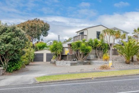 Photo of property in 20 Weggery Drive, Waikanae Beach, Waikanae, 5036