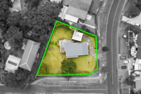 Photo of property in 28 Ferry Parade, Herald Island, Auckland, 0618