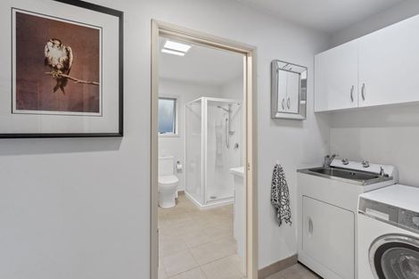 Photo of property in 1/9 Watea Road, Torbay, Auckland, 0630