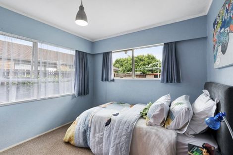 Photo of property in 11 Rippleside Place, Pahurehure, Papakura, 2113