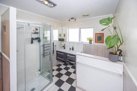 Photo of property in 9 Seddon Road, Frankton, Hamilton, 3204