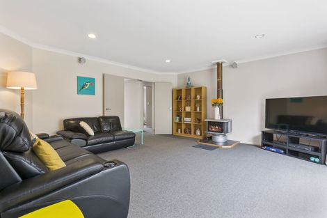 Photo of property in 90 Rowesdale Drive, Ohauiti, Tauranga, 3112