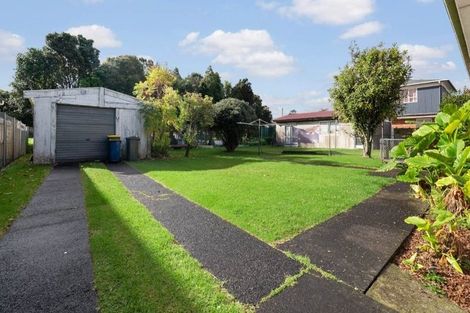 Photo of property in 23 Toru Street, Te Atatu Peninsula, Auckland, 0610