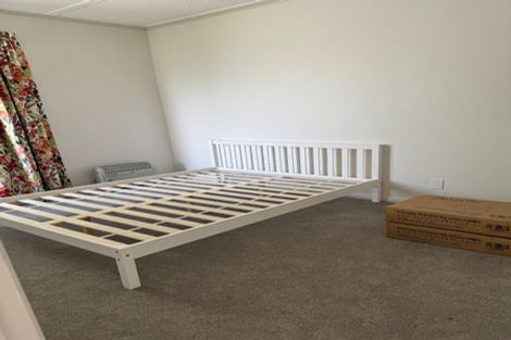 Photo of property in 1 Renown Road, Raumati South, Paraparaumu, 5032