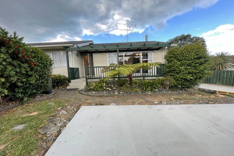 Photo of property in 18 Maugham Drive, Bucklands Beach, Auckland, 2014