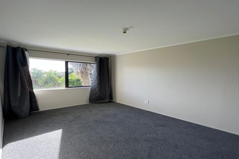 Photo of property in 8 Pringle Place, Nawton, Hamilton, 3200