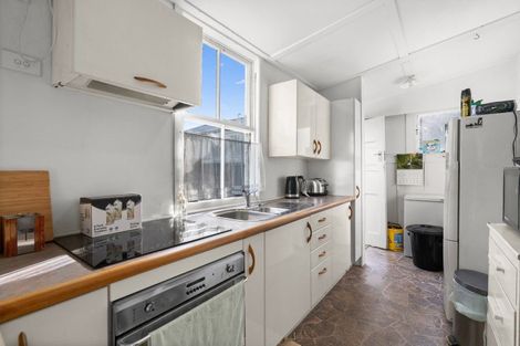 Photo of property in 5 Queen Street, Paeroa, 3600