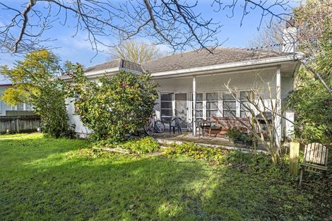 Photo of property in 14 Cochrane Street, Elgin, Gisborne, 4010