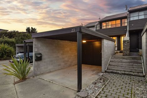 Photo of property in Alpine Meadows Apartments, 135w Fernhill Road, Fernhill, Queenstown, 9300