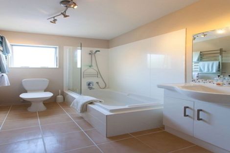 Photo of property in 23/218 Captain Springs Road, Onehunga, Auckland, 1061