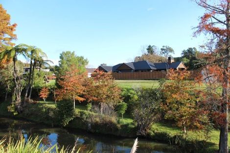 Photo of property in 11 Pike Place, Ferndale, New Plymouth, 4310