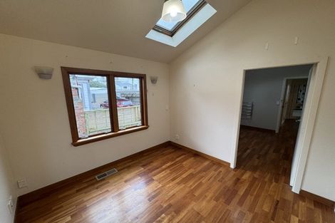 Photo of property in 365 Willis Street, Mount Cook, Wellington, 6011