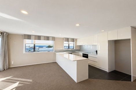 Photo of property in 8/9 Freeman Way, Manukau, Auckland, 2104