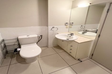 Photo of property in 26/4e Collins Street, Takapuna, Auckland, 0622