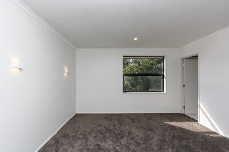 Photo of property in 5 Mackillop Way, Brooklands, New Plymouth, 4310