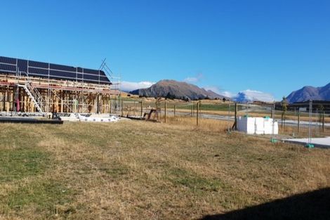 Photo of property in 40 Obelisk Street, Wanaka, 9305