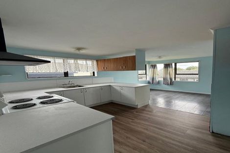Photo of property in 3/1 Rebecca Rise, Weymouth, Auckland, 2103