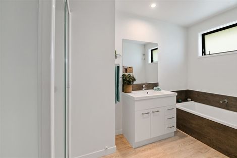 Photo of property in 11 Westhill Lane, Papamoa Beach, Papamoa, 3118