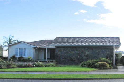 Photo of property in 68 Bramley Drive, Farm Cove, Auckland, 2012