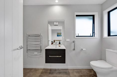 Photo of property in 376 Egmont Road, Hillsborough, New Plymouth, 4372