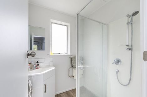 Photo of property in 7 Tararua Terrace, Cloverlea, Palmerston North, 4412