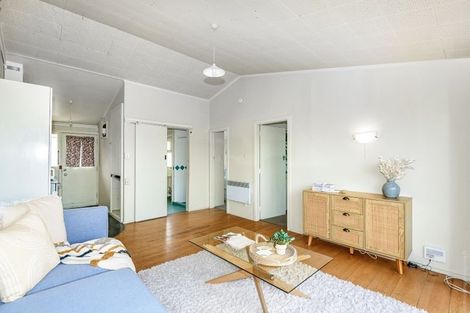 Photo of property in 5/267 Pages Road, Wainoni, Christchurch, 8061