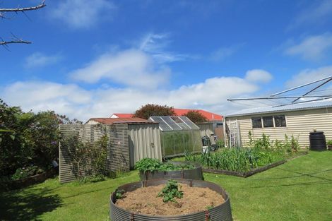 Photo of property in 9 Derby Street, Westport, 7825