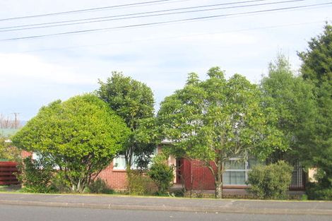 Photo of property in 176 Don Buck Road, Massey, Auckland, 0614