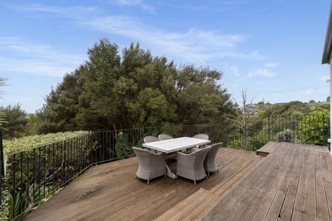 Photo of property in 22 Vanderbilt Place, Welcome Bay, Tauranga, 3112