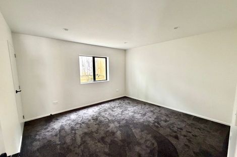 Photo of property in 17b Martin Place, Kelston, Auckland, 0602