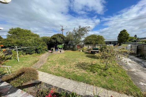 Photo of property in 5 Eskdale Road, Birkdale, Auckland, 0626