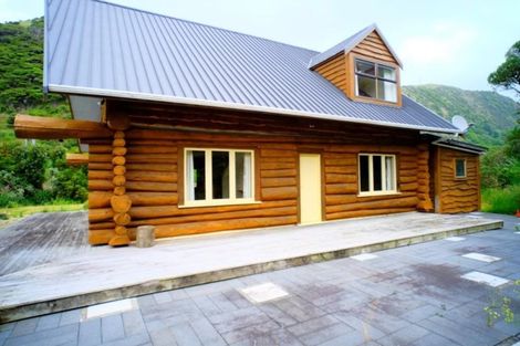 Photo of property in 80 Tilley Road, Paekakariki, 5034