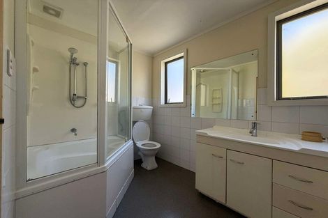 Photo of property in 8/4 Derby Street, Mount Victoria, Wellington, 6011