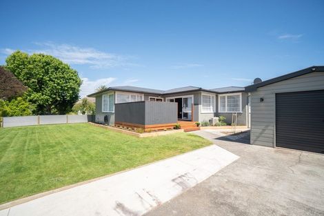 Photo of property in 2 Chester Crescent, West End, Palmerston North, 4410