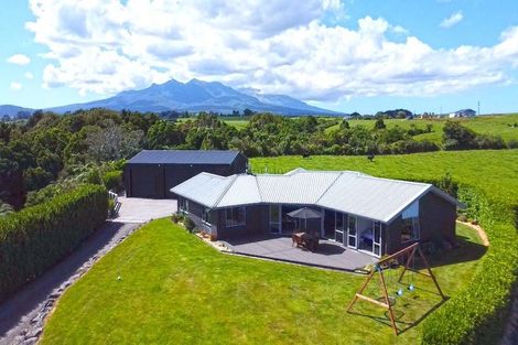 Photo of property in 169 Upper Pitone Road, Pitone, New Plymouth, 4374