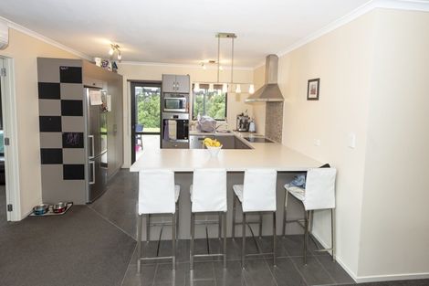 Photo of property in 8 Dunbar Place, Highlands Park, New Plymouth, 4312