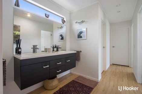 Photo of property in 22 Surfers Avenue, Waihi Beach, 3611