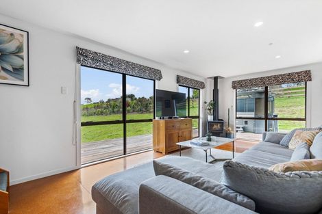 Photo of property in 106 Barrett Road, Riverhead, Albany, 0793