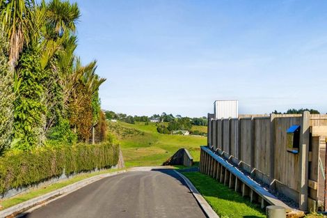 Photo of property in 10 Aderman Place, Hurworth, New Plymouth, 4310