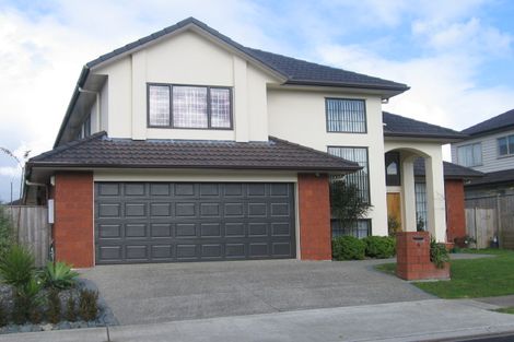 Photo of property in 4 William Woods Court, Flat Bush, Auckland, 2016