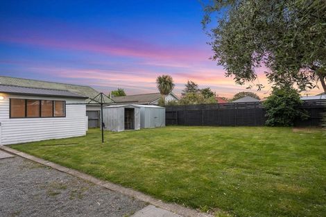 Photo of property in 69 Coopers Road, Dallington, Christchurch, 8061