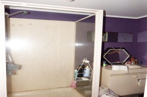 Photo of property in 2 Gloucester Street, Takaro, Palmerston North, 4412