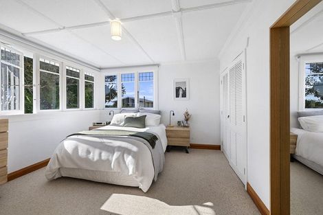 Photo of property in 76 Belt Road, New Plymouth, 4310