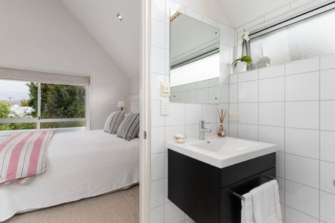 Photo of property in 58 Clare Road, St Albans, Christchurch, 8014