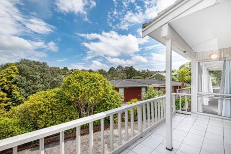 Photo of property in 2/98 Mountbatten Avenue, Hillcrest, Auckland, 0627
