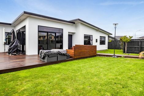 Photo of property in 52a Dillon Drive, Bell Block, New Plymouth, 4312