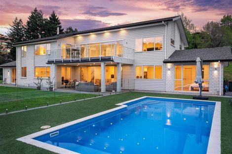 Photo of property in 15 Nola Road, Oratia, Auckland, 0604